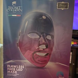 Secret Collagen Flawless Face LED Mask - Pink and Black
